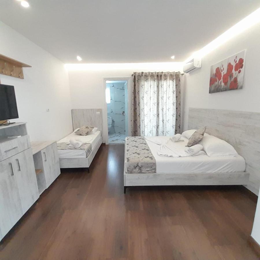 Vila Irdi Ksamil Exterior photo